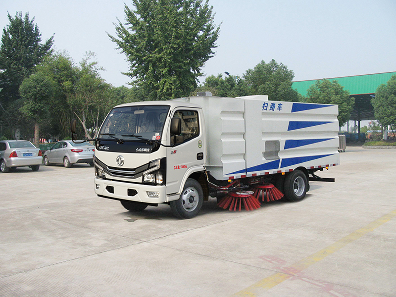 中潔牌XZL5070TSL6多利卡掃路車(chē)